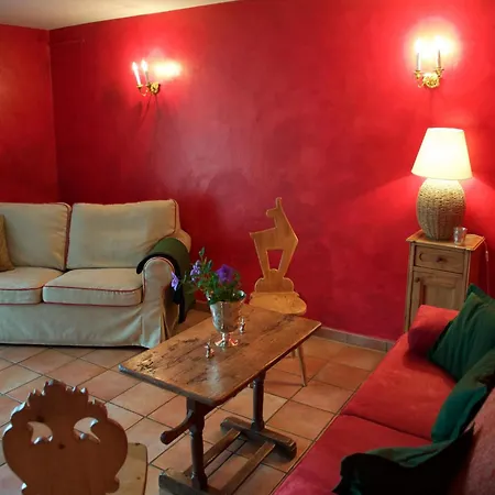 Luxurious With Sauna Apartment
